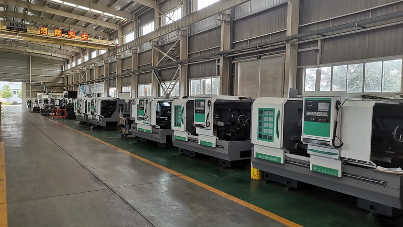 模具立式加工中心：关键参数解析及选型要点
